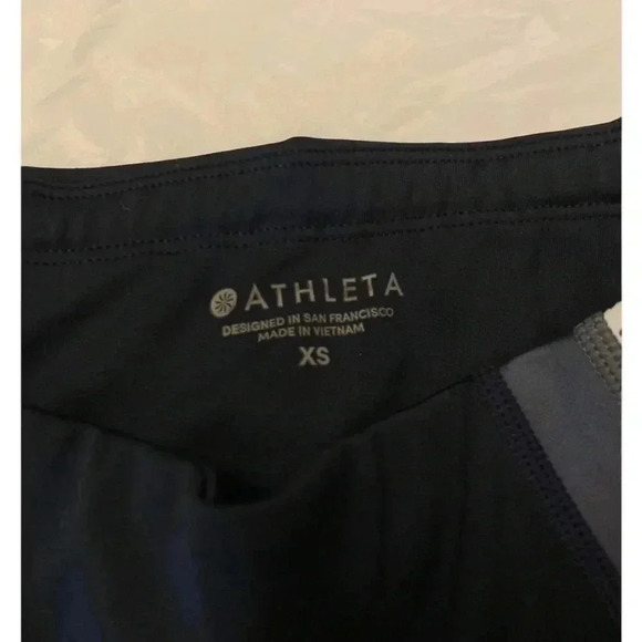 Athleta Elation Crop 7/8 Tight Leggings  Yoga White
Navy Blue Size XS - Picture 7 of 14